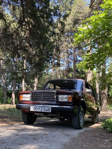 LADA (VAZ) 2107-1