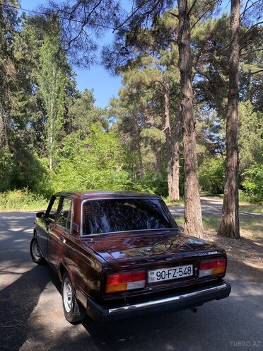 LADA (VAZ) 2107-4