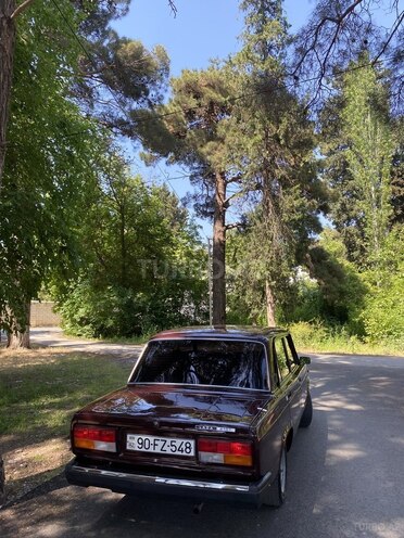 LADA (VAZ) 2107-5
