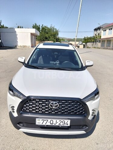 Toyota Corolla Cross-1
