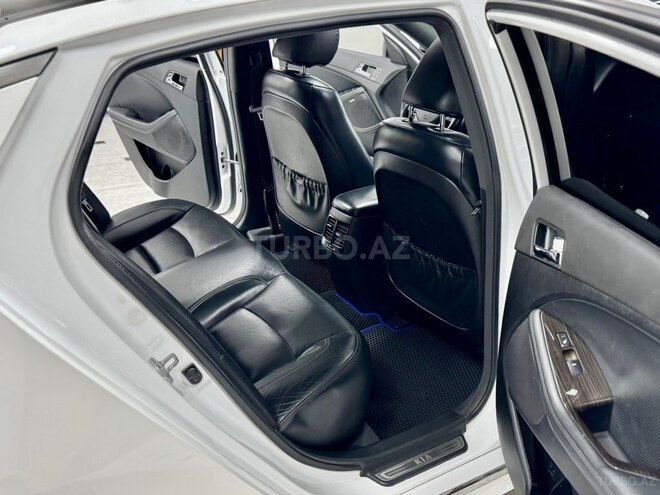 Kia Optima-25