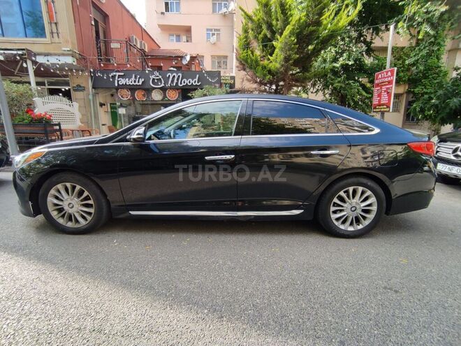 Hyundai Sonata-5