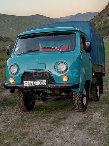 UAZ 3303-9