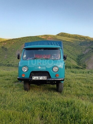 UAZ 3303-2