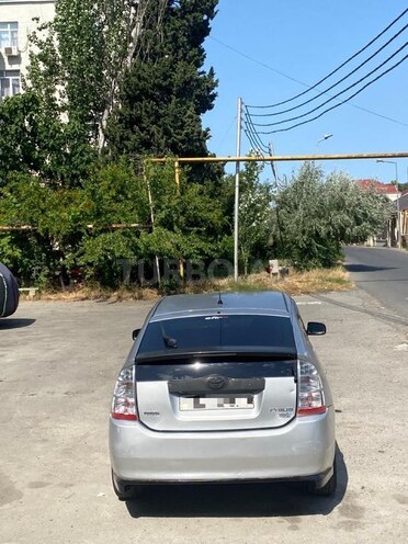 Toyota Prius-3