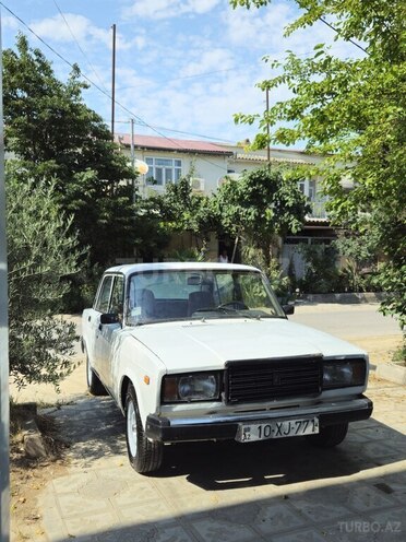 LADA (VAZ) 2107-3