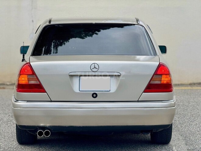 Mercedes C 280-7
