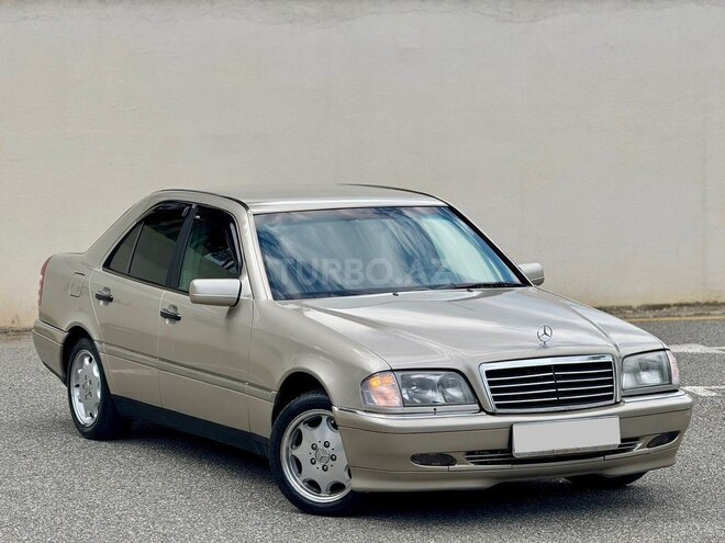 Mercedes C 280-4