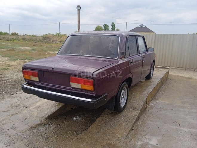 LADA (VAZ) 2107-4