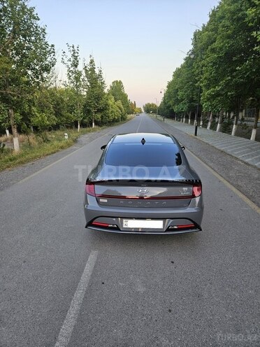 Hyundai Sonata-7