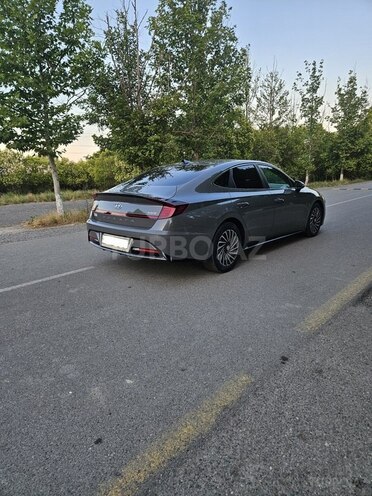 Hyundai Sonata-5