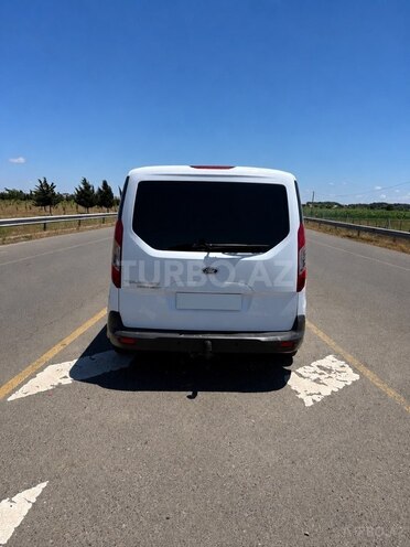 Ford Tourneo Connect-2