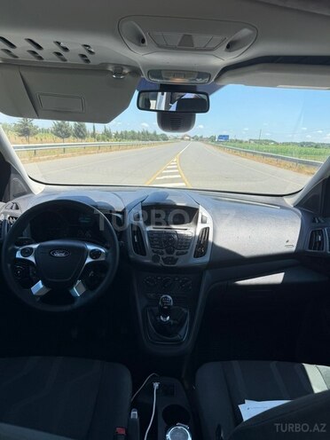 Ford Tourneo Connect-5
