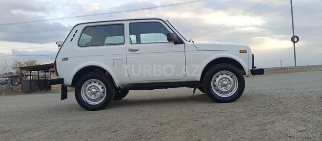 LADA (VAZ) Niva-3