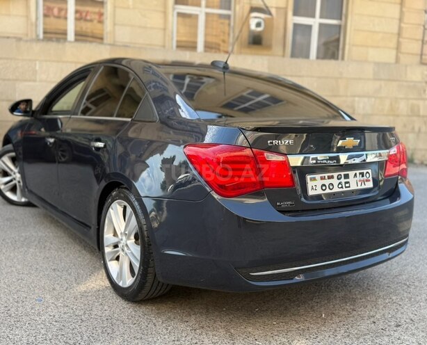 Chevrolet Cruze-9