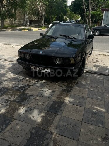 BMW 525-9