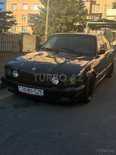 BMW 525-10