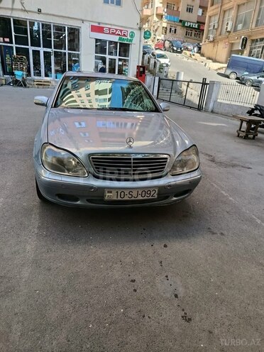 Mercedes S 320-1