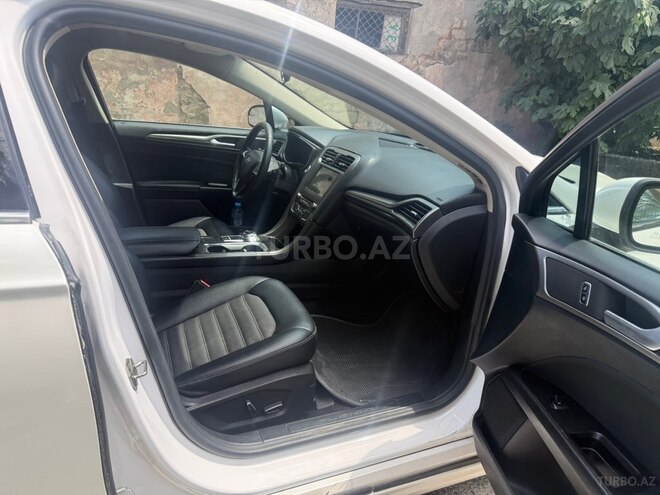 Ford Fusion (North America)-6