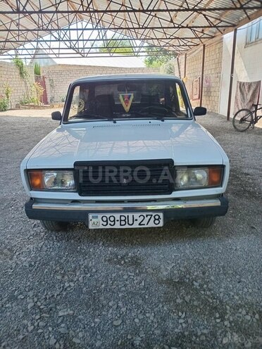 LADA (VAZ) 2107-1