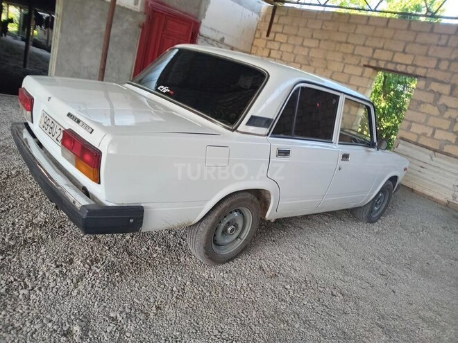 LADA (VAZ) 2107-4