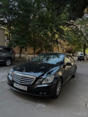 Mercedes E 200-2