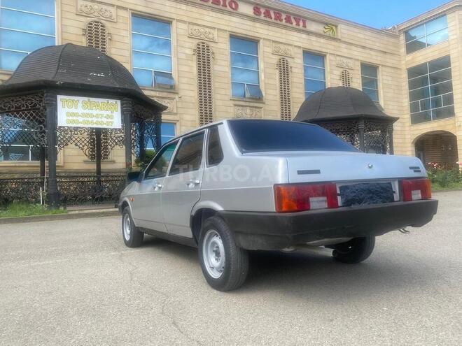 LADA (VAZ) 21099-8