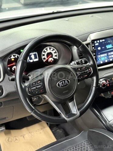 Kia Sorento-17