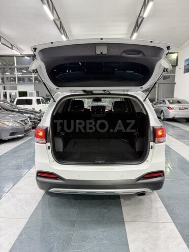 Kia Sorento-15