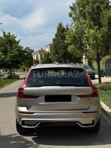 Volvo XC60-2