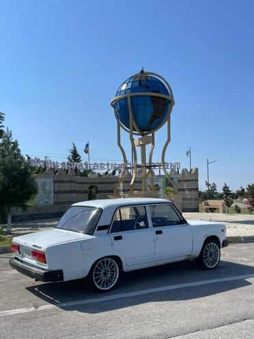 LADA (VAZ) 2107-5