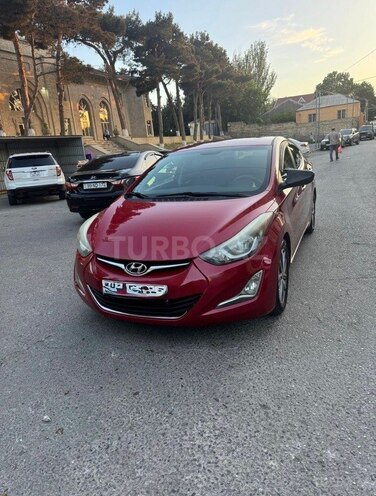 Hyundai Elantra-2