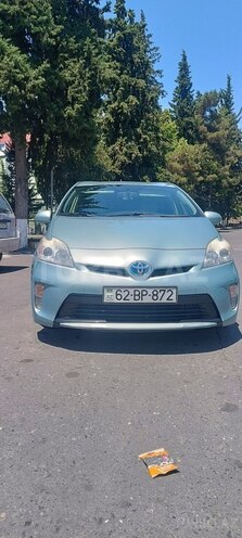 Toyota Prius-1