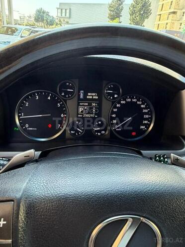 Lexus LX 570-8