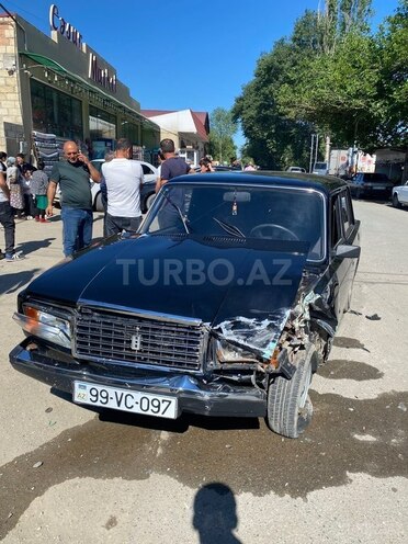 LADA (VAZ) 2107-1