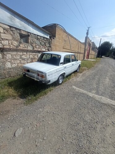 LADA (VAZ) 2106-4