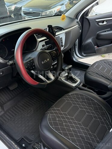 Kia Rio X-Line-5