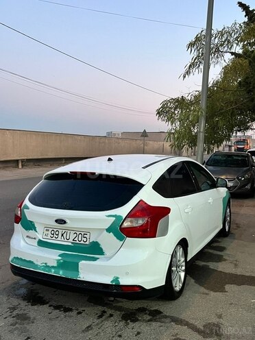 Ford Focus-9