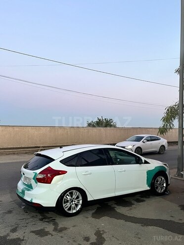 Ford Focus-5