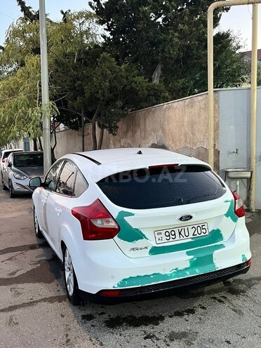 Ford Focus-7