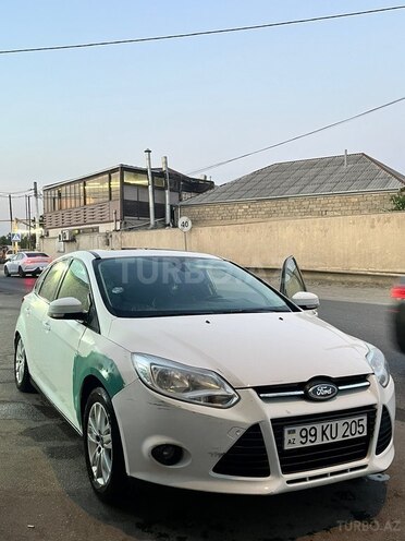 Ford Focus-8