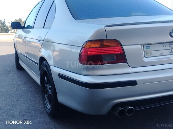BMW 523-5