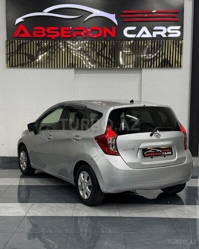Nissan Note-8