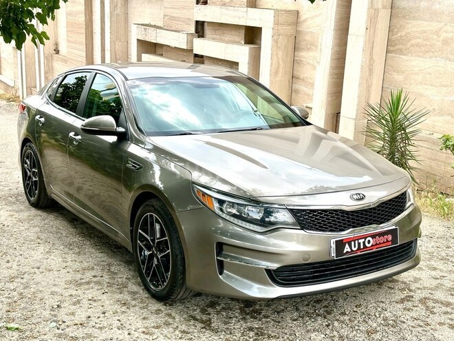 Kia Optima-6