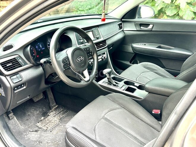 Kia Optima-7