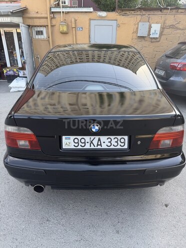 BMW 523-4
