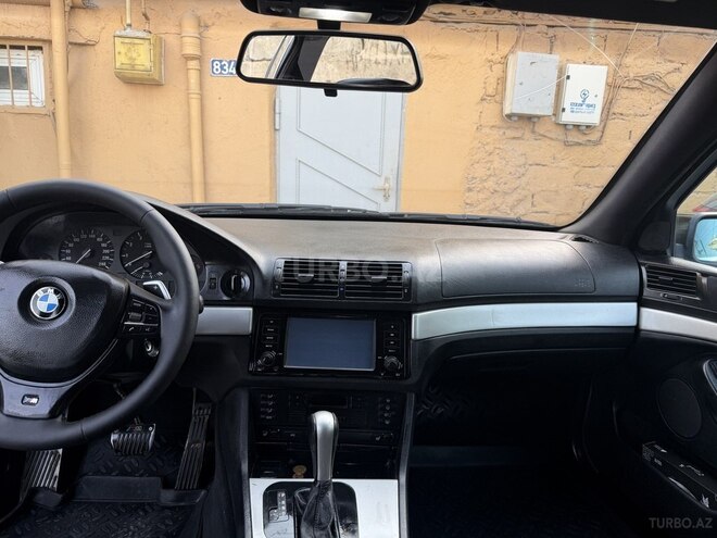 BMW 523-8
