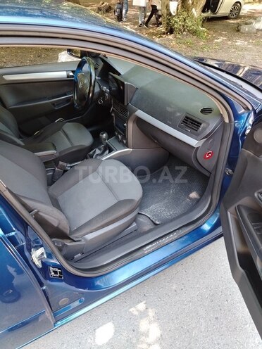 Opel Astra-10
