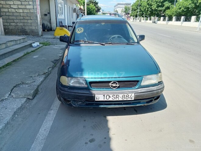 Opel Astra-4