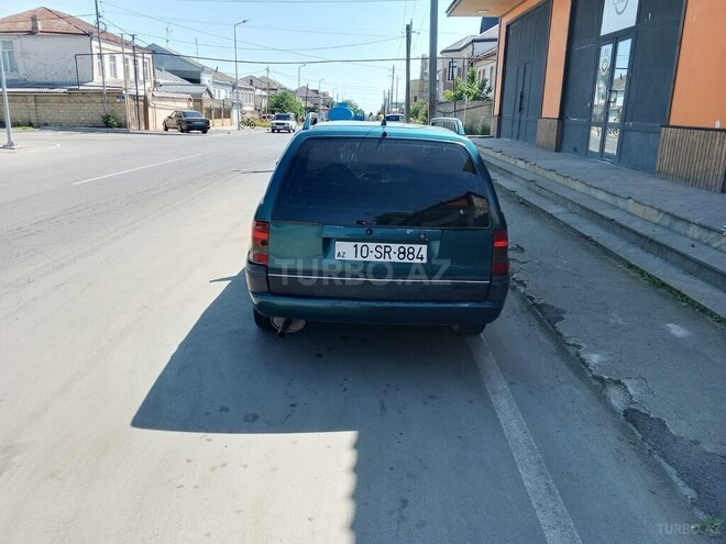Opel Astra-10